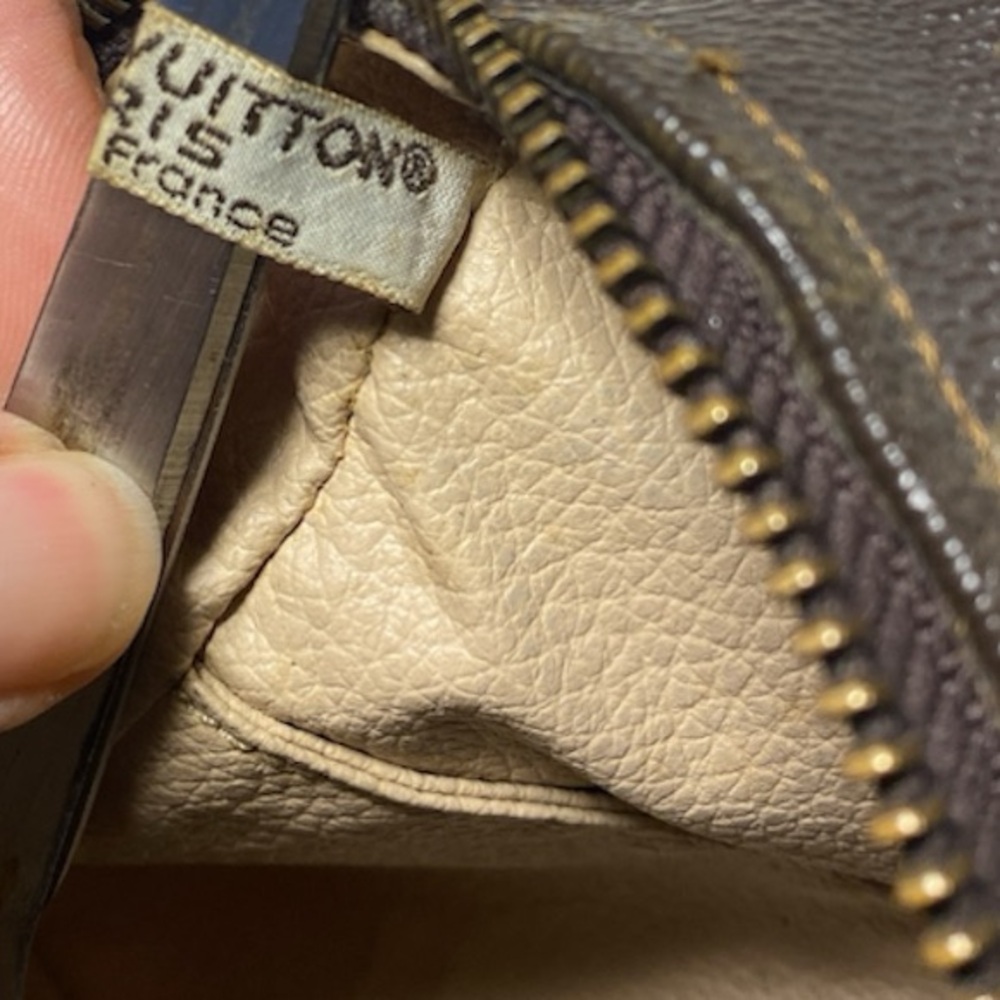 Louis Vuitton Brown Monogram Cosmetic Toiletries Bag Pouch, vintage - Picture 9 of 11